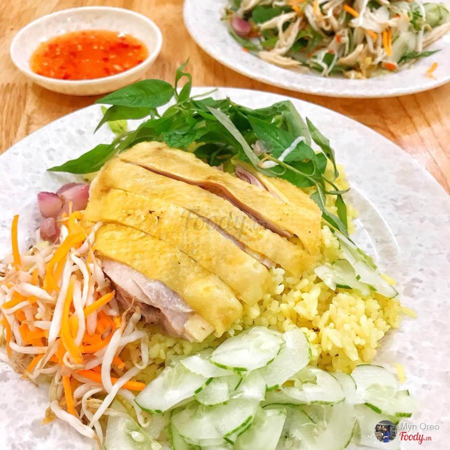 코코넛 호텔 푸 옌 투이호아 외부 사진